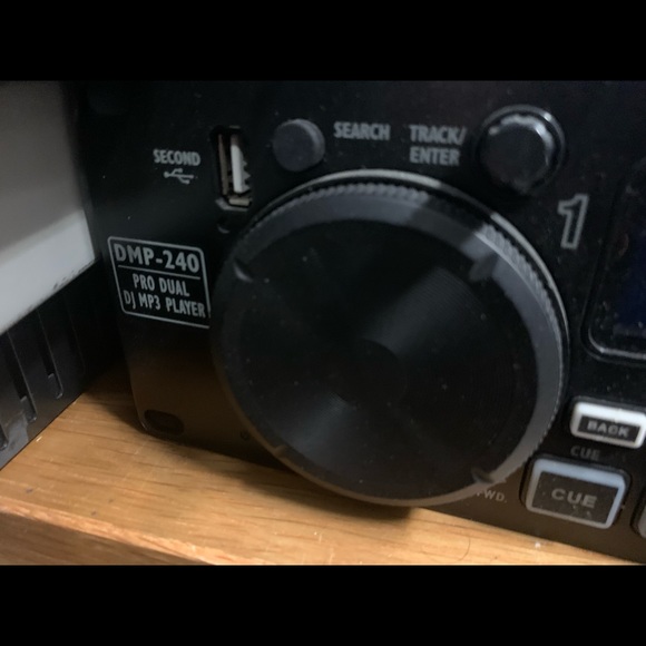 Double usb reader by Stageline IMQ, great for dj use - Picture 5 of 6